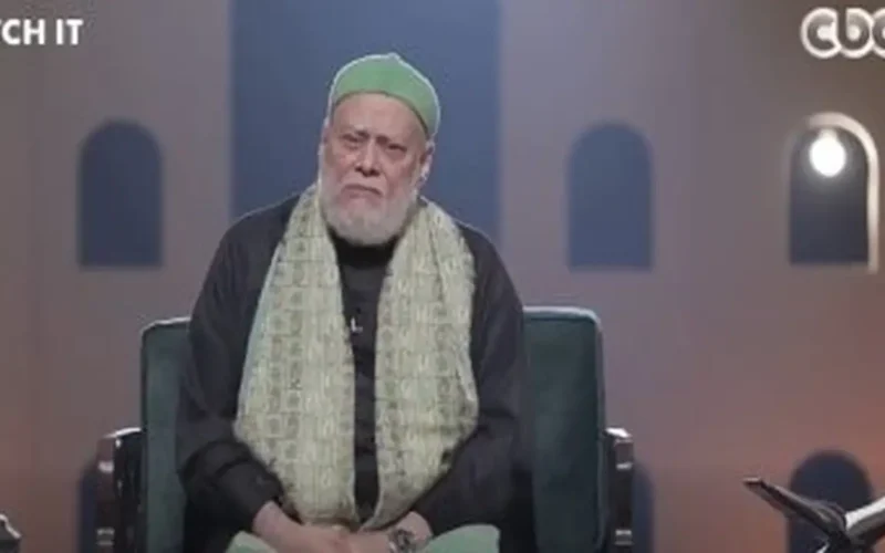 تعليق مفاجئ.. على جمعة يرد على شاب اشتكى تفتيش والده هاتفه